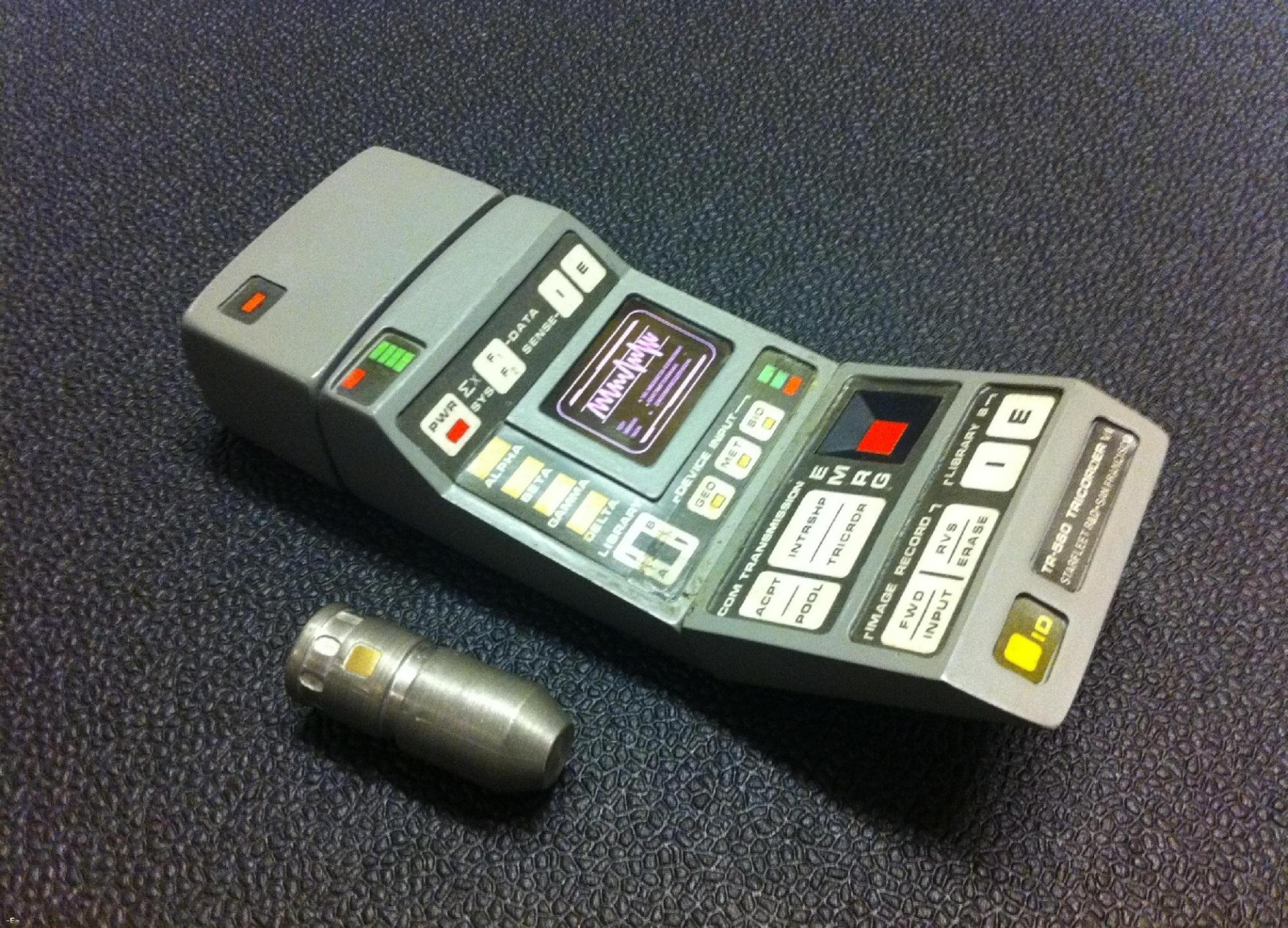 lékařský trikordér použitý v Nové generaci, Stanici Hluboký vesmír devět a Vesmírná loď Voyager